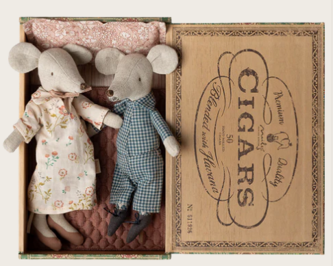 Oma und Opa Maus in der Zigarrenbox - Maileg