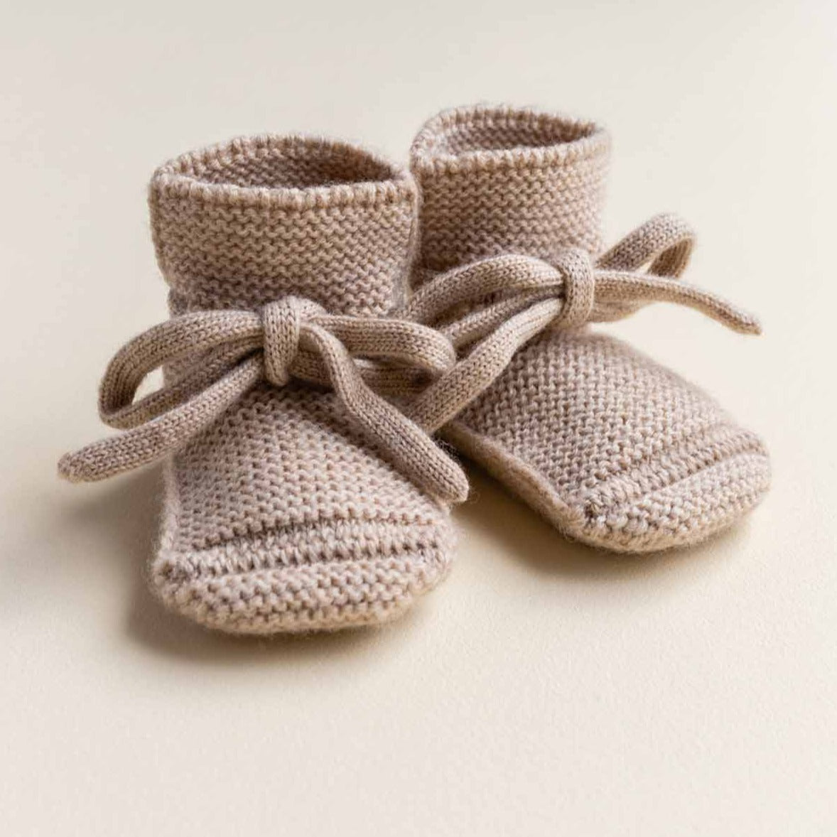 HVID Erste Schuhe zum Binden - Merinowolle Strick Booties (0-9M)